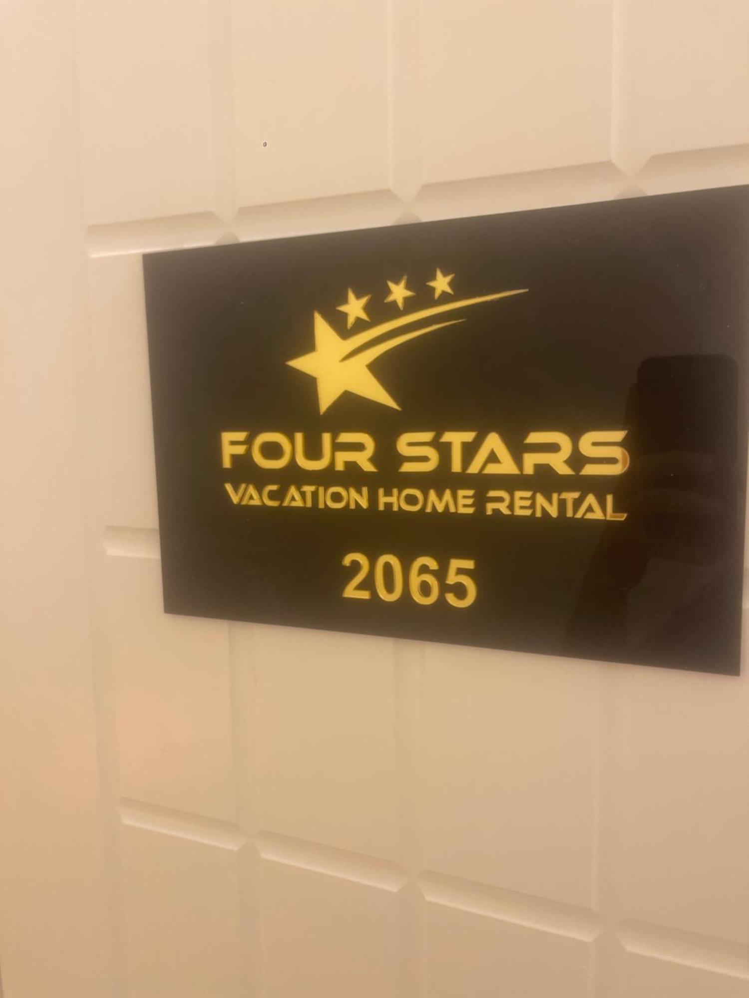 Four Stars Hostel Dubai Bagian luar foto