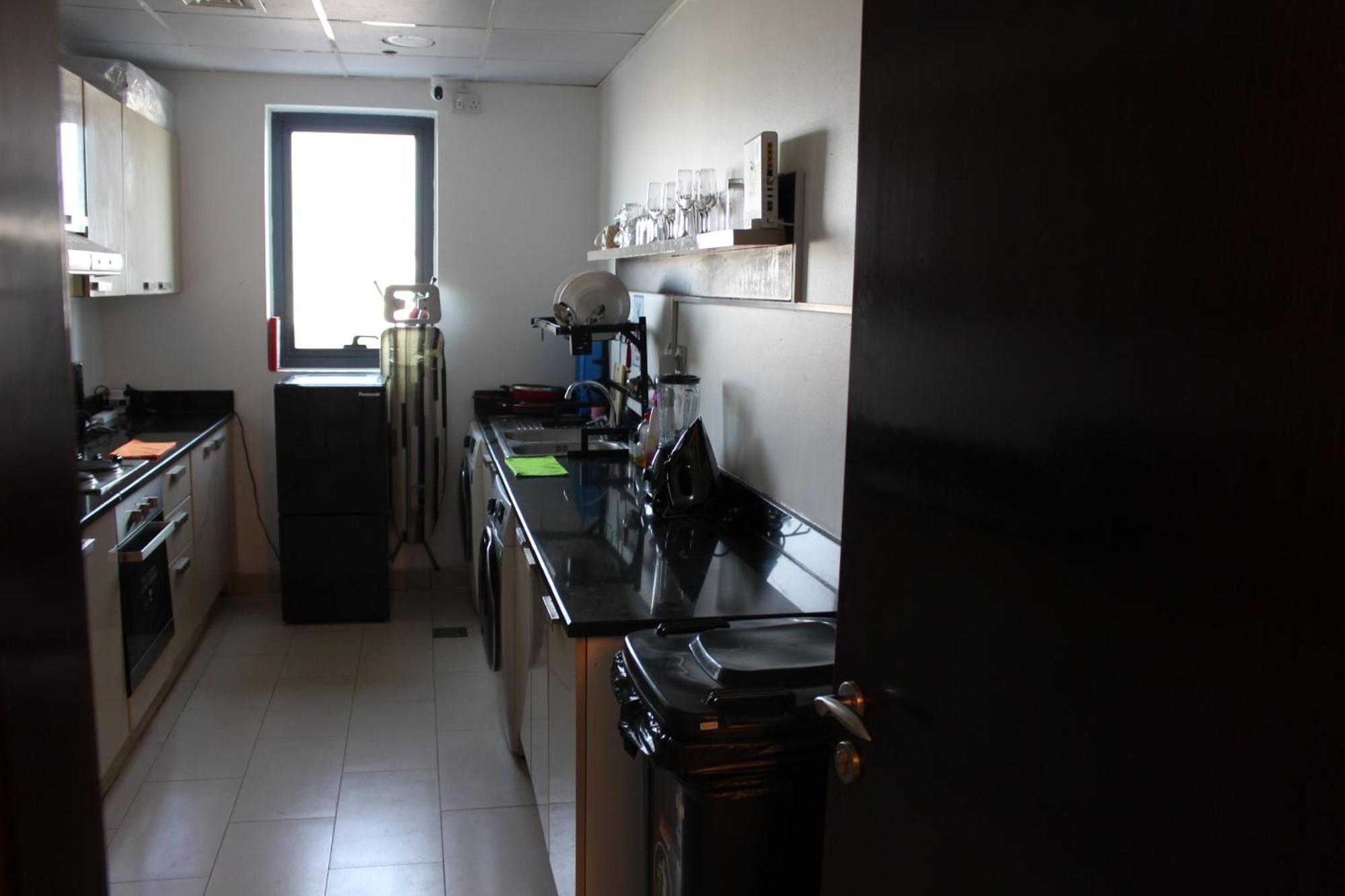 Four Stars Hostel Dubai Bagian luar foto